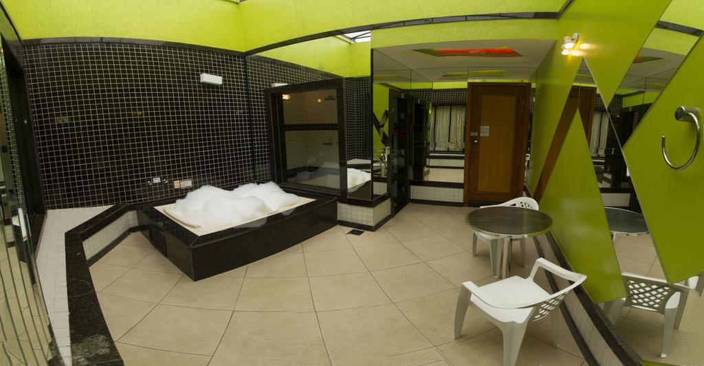 סרה Status Motel - Check In Livre (Adults Only) חדר תמונה